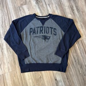 Men’s Vintage NFL Patriots Navy and Gray Crewneck Sweater